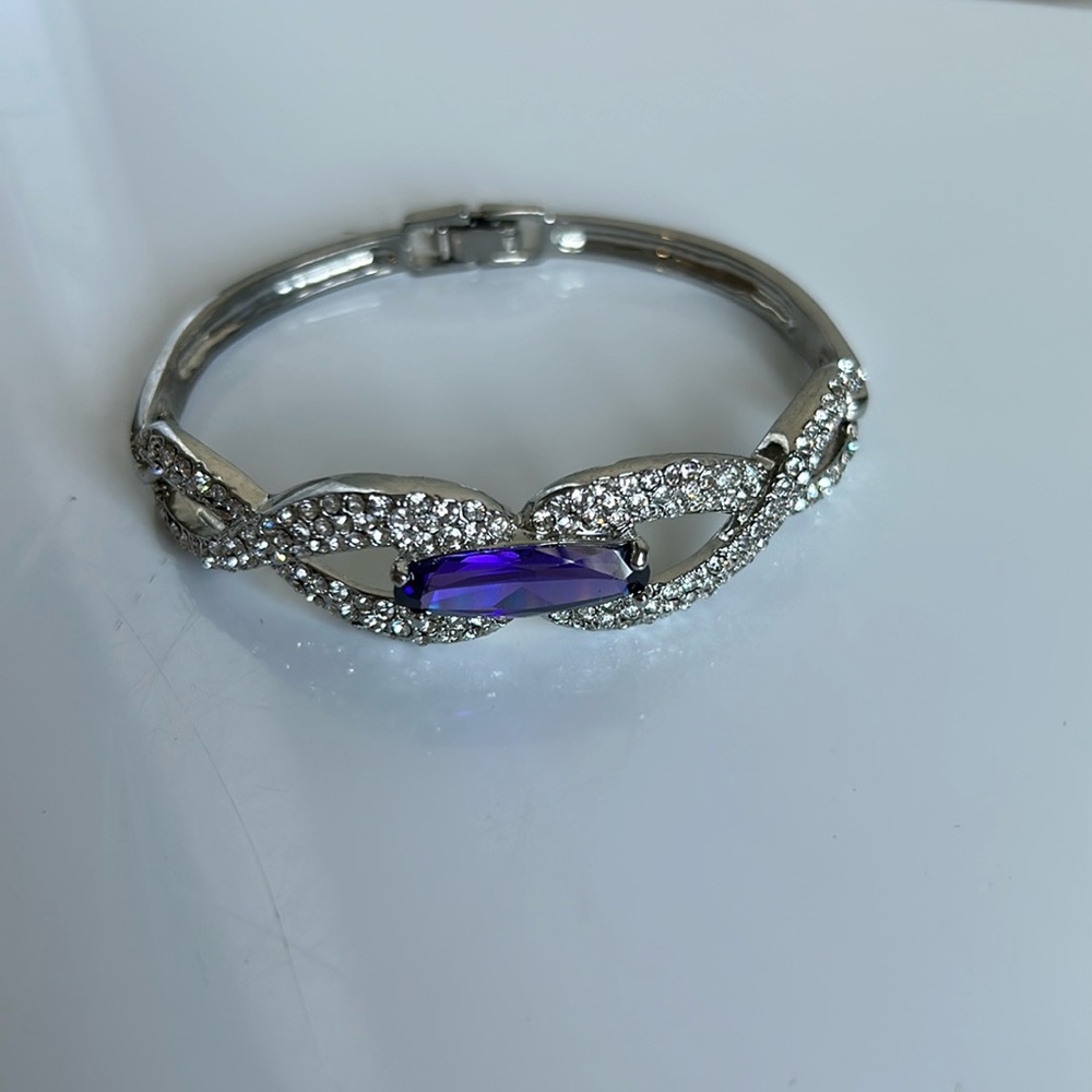 (3 for $15) Crystal Cuff Bracelet 💎🔮